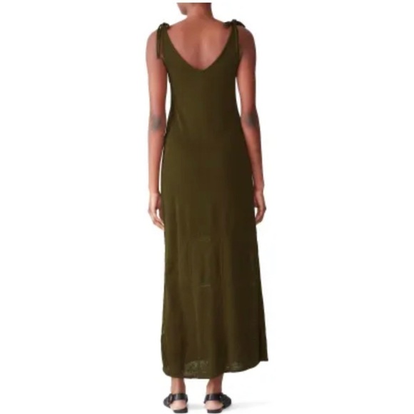 Charli London
Begonia Maxi size Medium - Picture 2 of 13